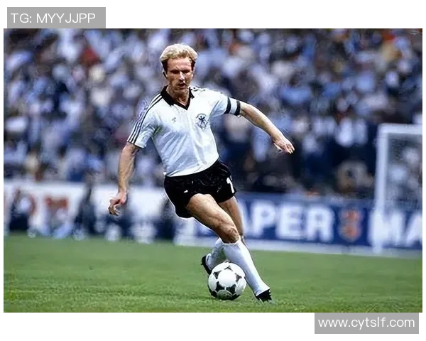 九十年代足球十大球星回顾:时代巨星如何塑造足球的辉煌历史